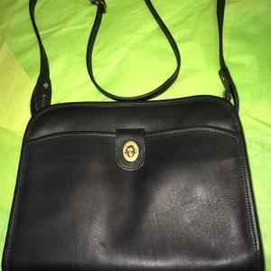 LAURA USA CROSSBODY
